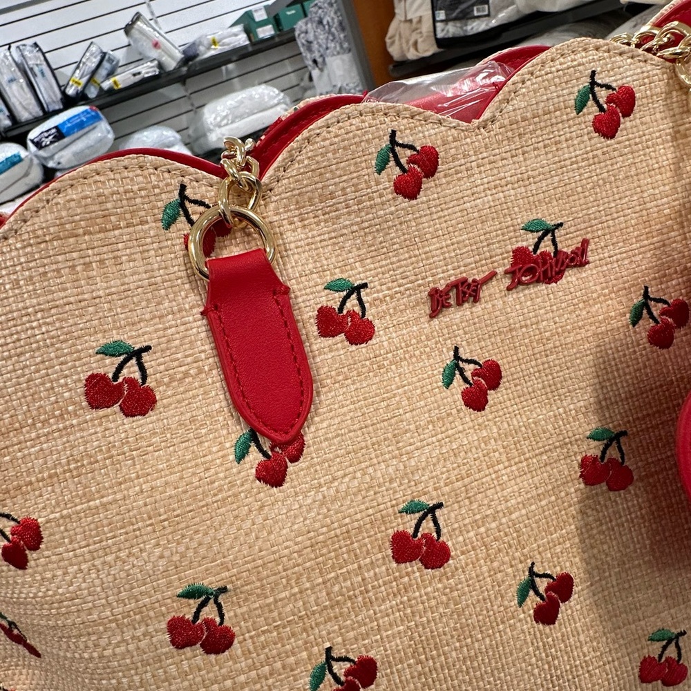 Betsey Johnson Cherry Print Tote Bag |
Straw Look Summer Purse NWT